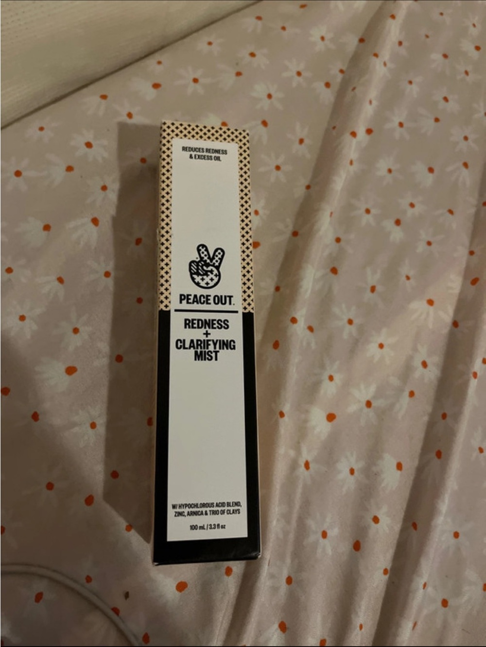 Peace Out Redness + Clarifying Mist — White & Black